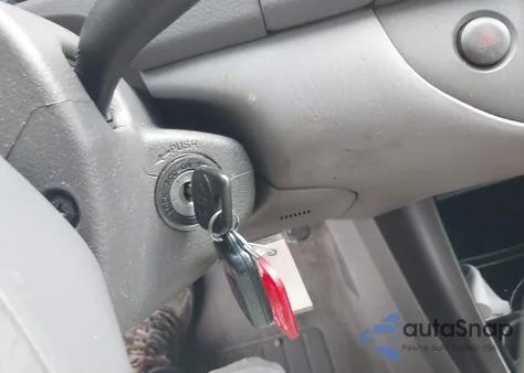 2004 Toyota Camry Le/Se/Std/Xle from USA, damaged, VIN 4T1BE32KX4U293071